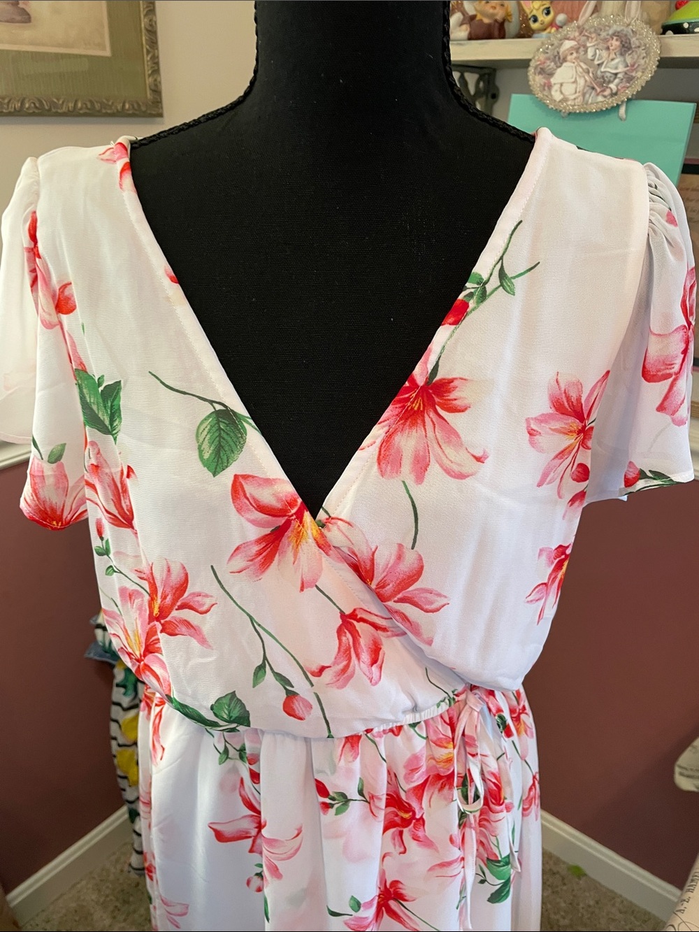June & Ivy  Floral Wrap Midi Dress in Pink and White - Picture 6 of 11